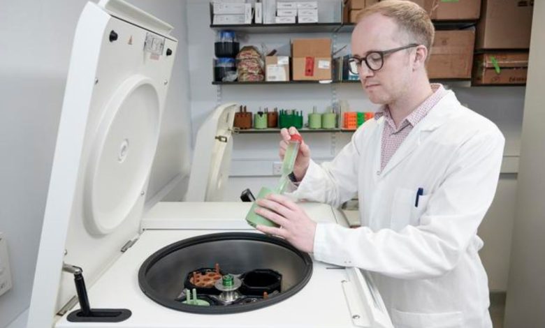 Ученые превратили пластиковые отходы в лекарство от болезни Паркинсона